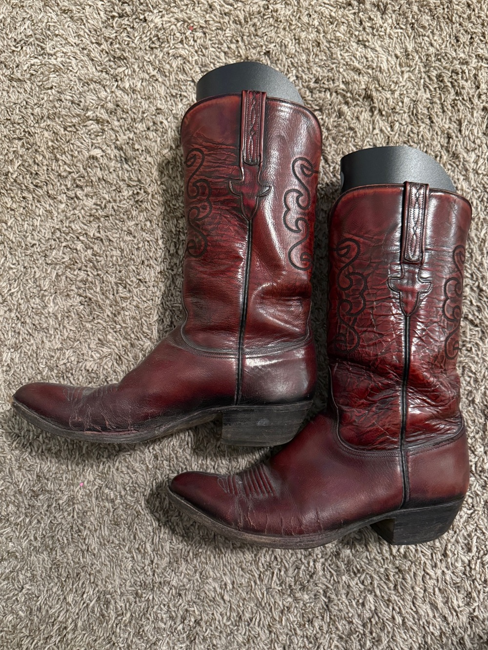 Lucchese Classics Red Goat Hide